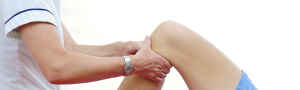 physiotherapist jane pascoe treats a knee